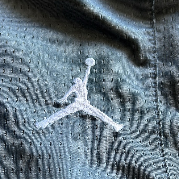 Boys Jordan shorts - Picture 3 of 3